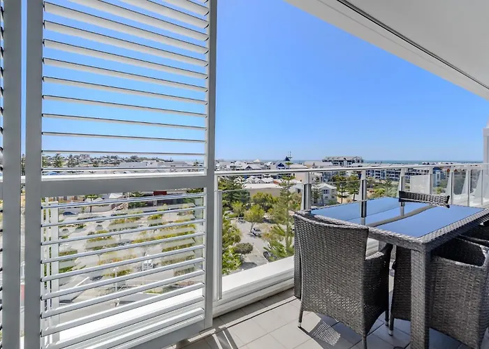 Bayview 701