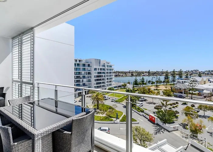 Bayview 701