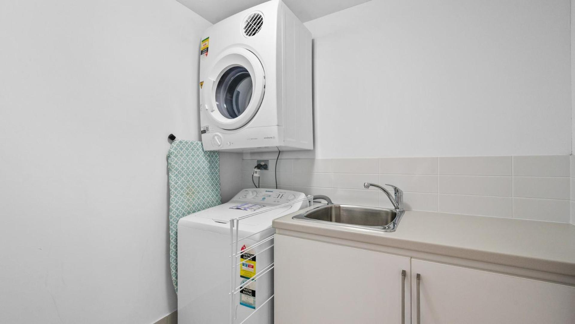 Bayview 701 Apartment
